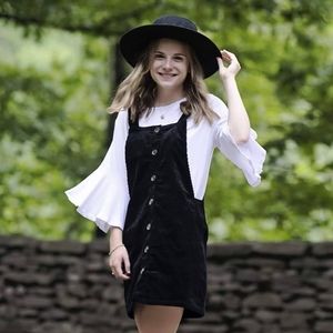 Meet your Posher, Anna